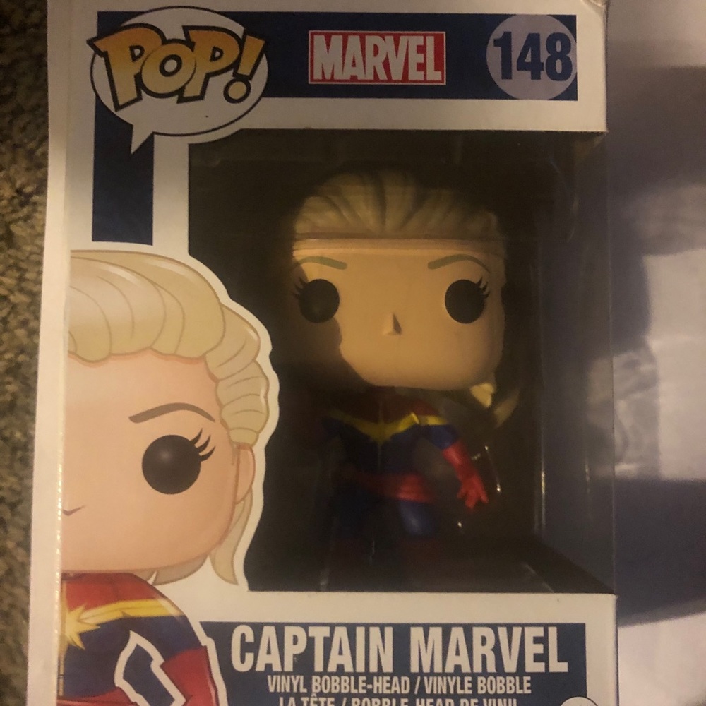 Captain Marvel Funko Pop